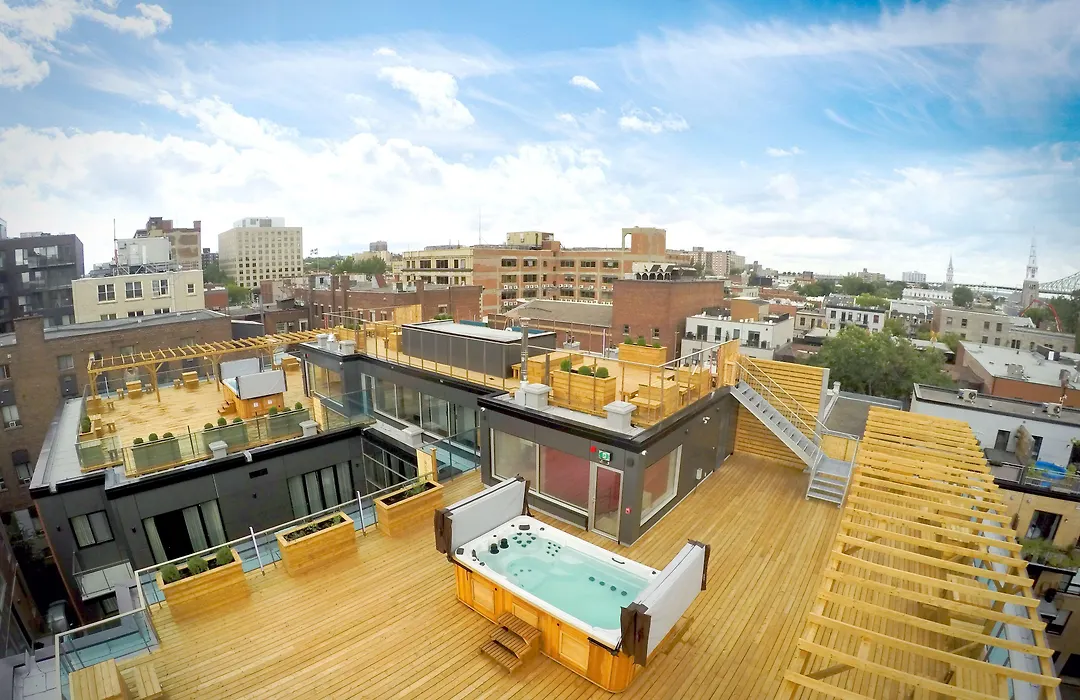 M Montreal Hostel-1